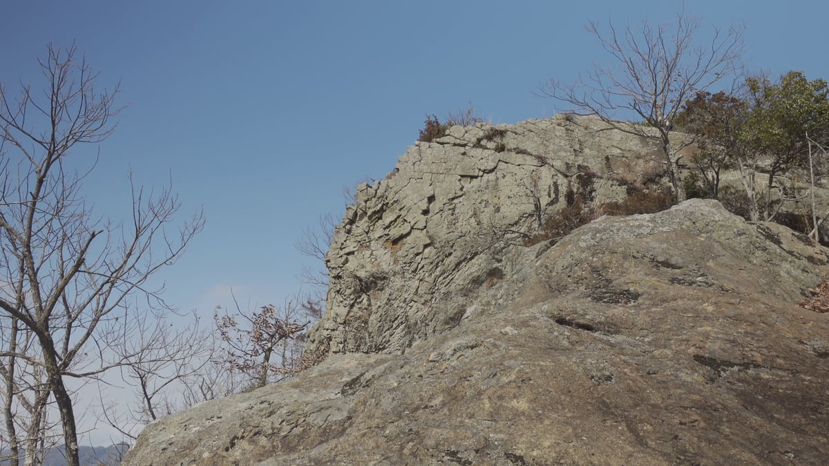 ペイ国の山 k_1114866_iv.jpg